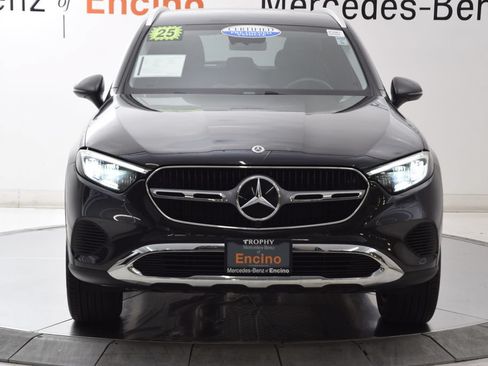 Used 2025 Mercedes-Benz GLC 350e 4MATIC image 9