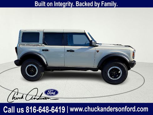 New 2025 Ford Bronco Badlands w/ Sasquatch Package AWD/4WD image 10