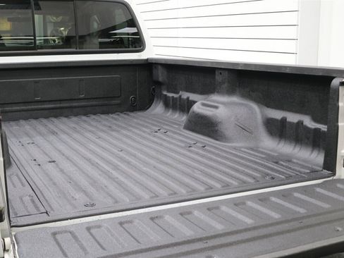 Used 2001 Ford F350 Lariat image 46