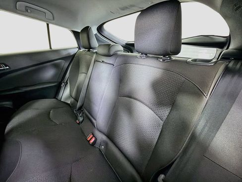 Used 2022 Toyota Prius LE FWD image 23