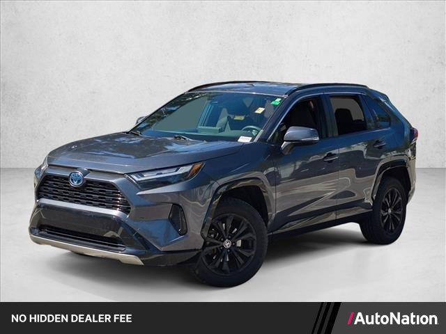 Used 2022 Toyota RAV4 SE AWD/4WD image 1