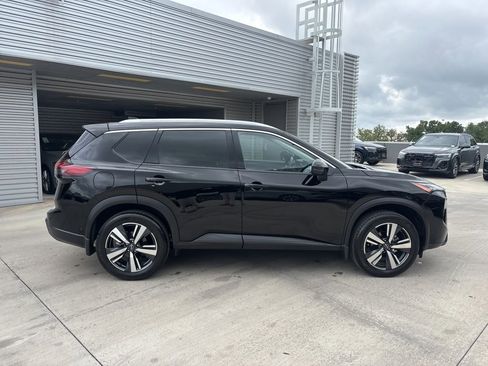 Used 2024 Nissan Rogue SL FWD image 4