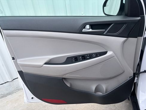 Used 2016 Hyundai Tucson SE w/ Option Group 02 image 13