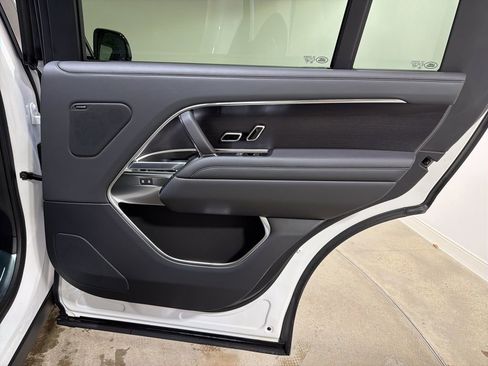 New 2026 Land Rover Range Rover Long Wheelbase SE AWD/4WD image 26
