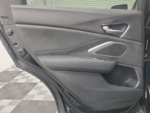 Used 2024 Acura RDX SH-AWD image 17