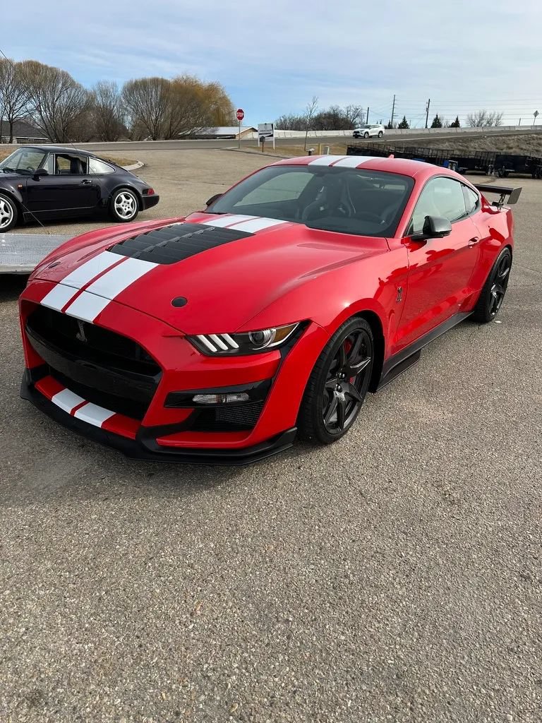 Used 2020 Ford Mustang Shelby GT500 w/ Carbon Fiber Track Pack RWD image 11