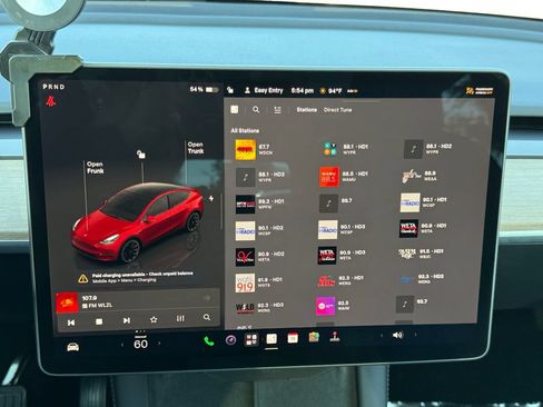Used 2023 Tesla Model Y Long Range AWD/4WD image 13