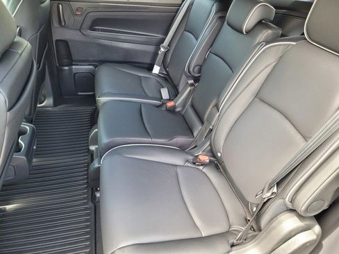 New 2026 Honda Odyssey Touring image 14