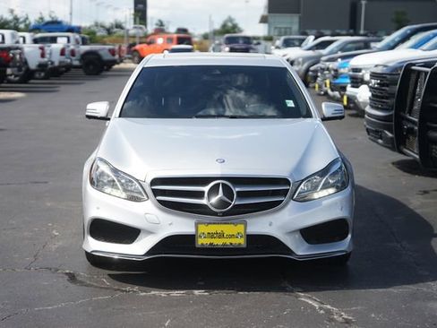 Used 2016 Mercedes-Benz E 350 Sedan image 3