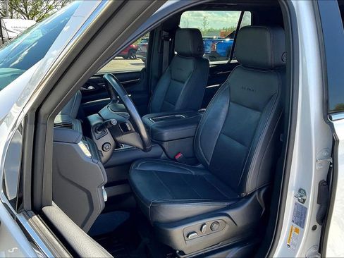 Used 2022 GMC Yukon Denali image 27