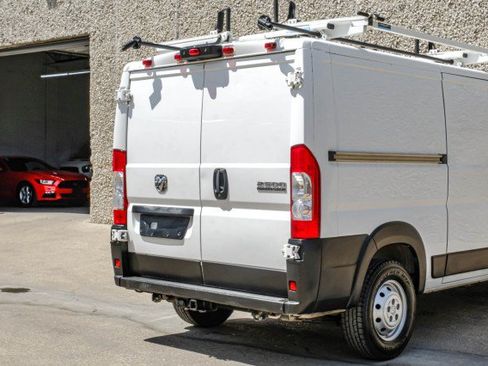 Used 2023 RAM ProMaster 2500 FWD image 11