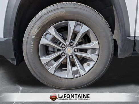 Used 2025 Chevrolet Equinox LT image 32