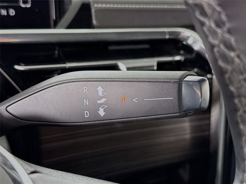 Used 2024 GMC Sierra EV Denali image 10