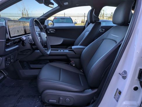 New 2025 Hyundai Ioniq 6 Limited image 15