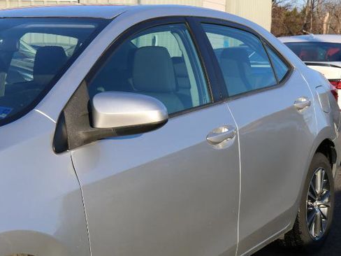 Used 2019 Toyota Corolla LE w/ Carpet Mat Package (TMS) image 4