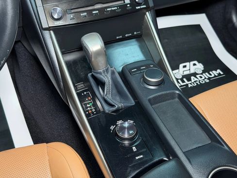 Used 2014 Lexus IS 250 image 29