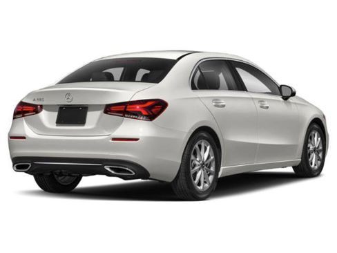 Used 2019 Mercedes-Benz A 220 image 2