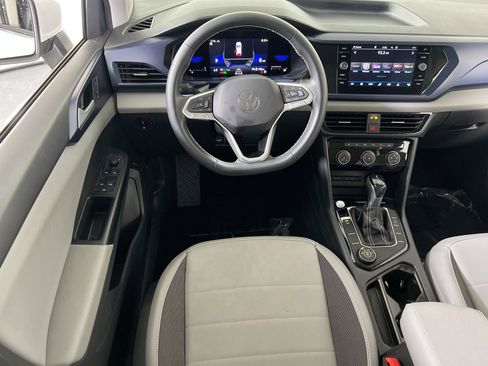 Used 2023 Volkswagen Taos SE image 21