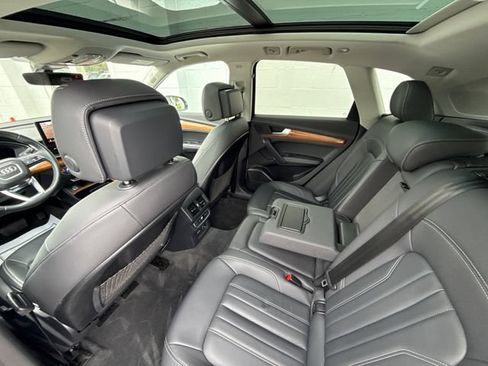Used 2023 Audi Q5 2.0T Premium Plus AWD/4WD image 39