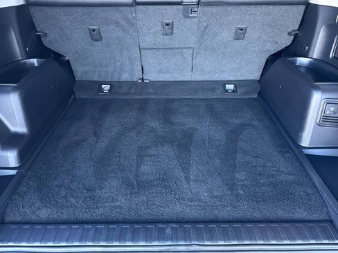 Used 2024 Toyota 4Runner TRD Off-Road Premium image 16