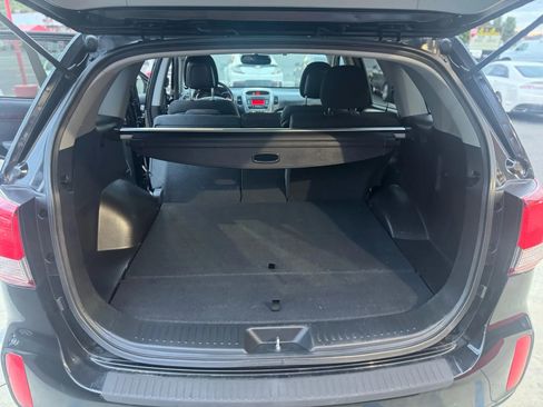 Used 2014 Kia Sorento LX image 13