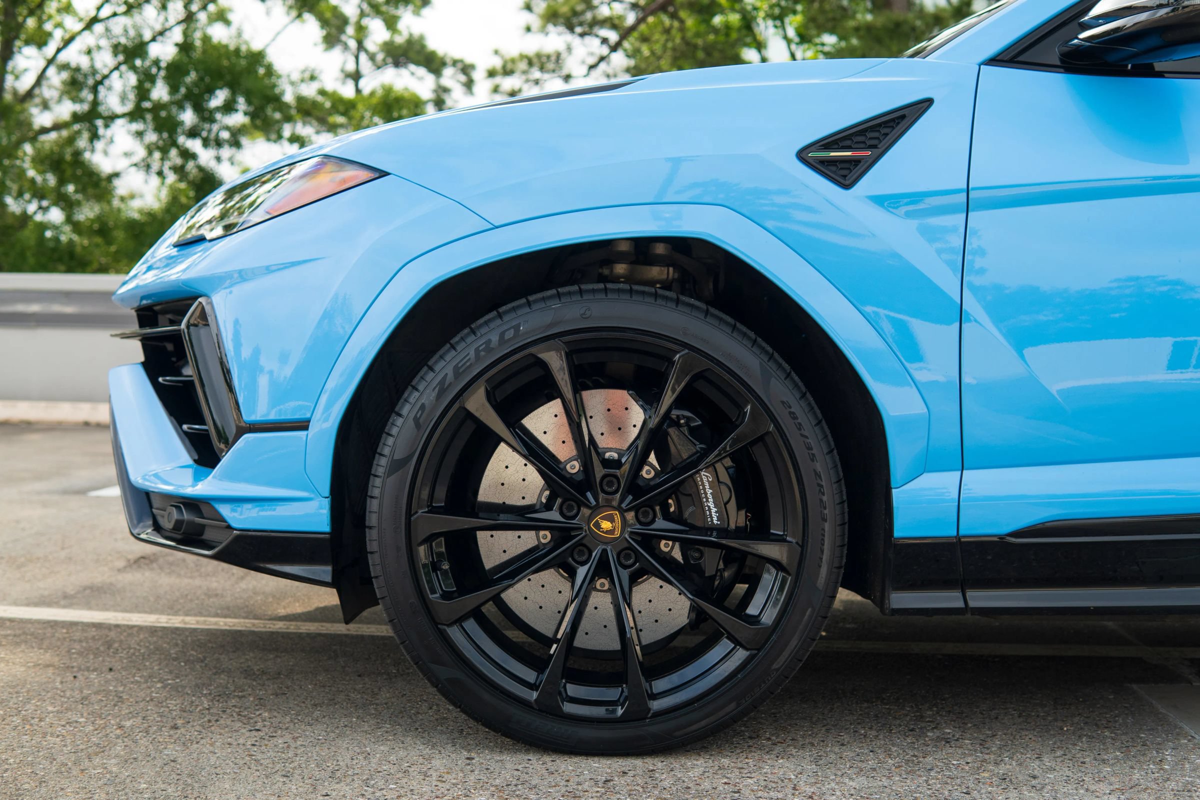 Used 2024 Lamborghini Urus S AWD/4WD image 11