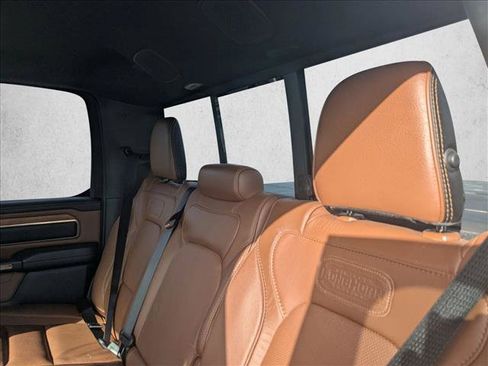 Used 2022 RAM 1500 Limited AWD/4WD image 16