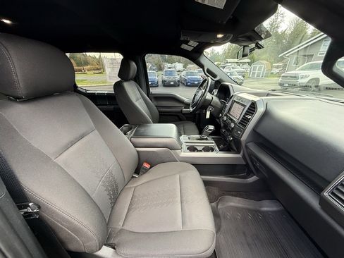 Used 2019 Ford F150 XLT w/ Equipment Group 302A Luxury image 16