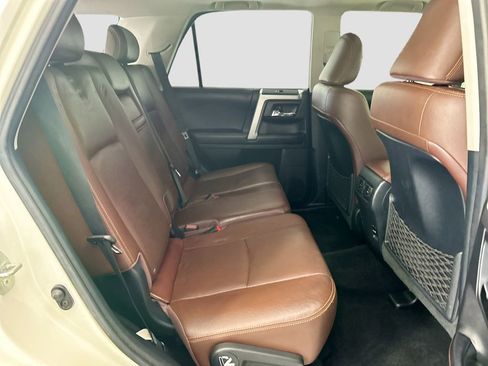Used 2016 Toyota 4Runner Limited AWD/4WD image 21