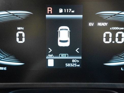 Used 2024 Kia Niro LX FWD image 30