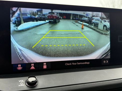 Used 2023 Honda Accord Sport image 16