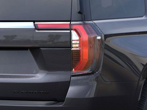 New 2026 GMC Yukon XL Elevation image 11