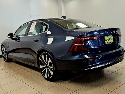 Used 2023 Volvo S60 B5 Ultimate w/ Climate Package image 5