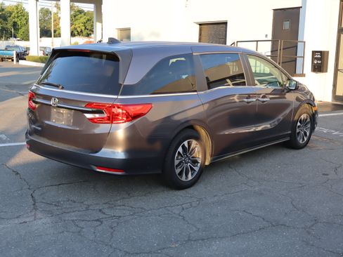 Used 2021 Honda Odyssey EX-L image 10