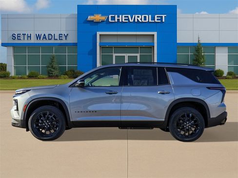 New 2026 Chevrolet Traverse LT w/ Midnight/Sport Edition image 4