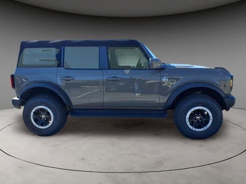 New 2025 Ford Bronco Outer Banks w/ Sasquatch Package image 10