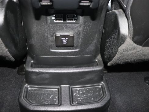 Used 2023 Jeep Wrangler Sahara image 21