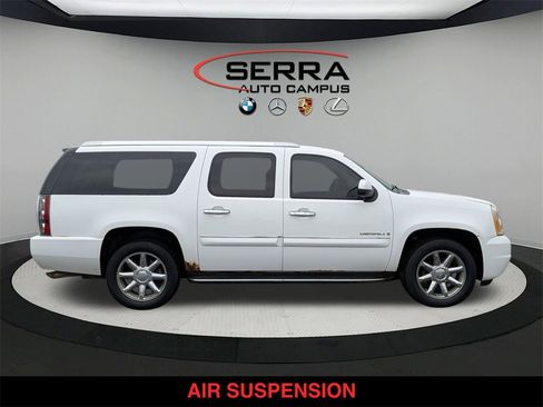 Used 2008 GMC Yukon XL Denali image 12