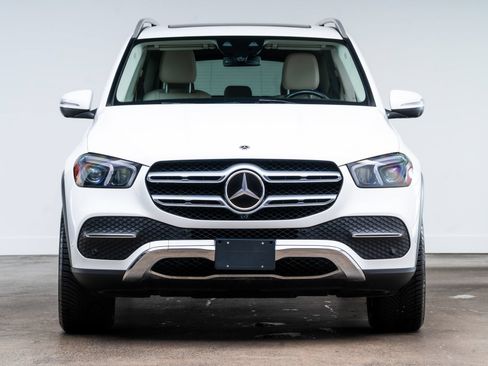 Used 2021 Mercedes-Benz GLE 350 4MATIC image 2