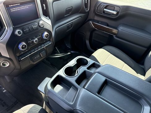 Used 2021 GMC Sierra 1500 SLE image 26
