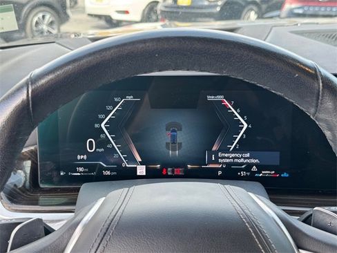 Used 2023 BMW X7 xDrive40i image 28