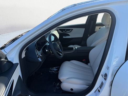 New 2025 Mercedes-Benz E 350 Sedan image 10