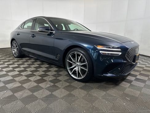 Used 2023 Genesis G70 2.0T image 2