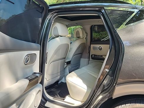 Certified 2024 Genesis GV60 Advanced AWD/4WD image 27