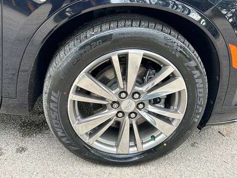Used 2021 Cadillac XT6 Premium Luxury FWD image 30