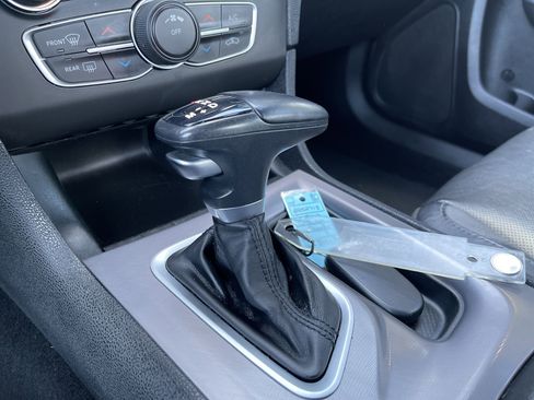 Used 2022 Dodge Charger SXT w/ Leather Interior Group image 27