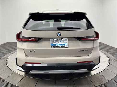 New 2026 BMW X1 xDrive28i w/ Technology Package AWD/4WD image 15