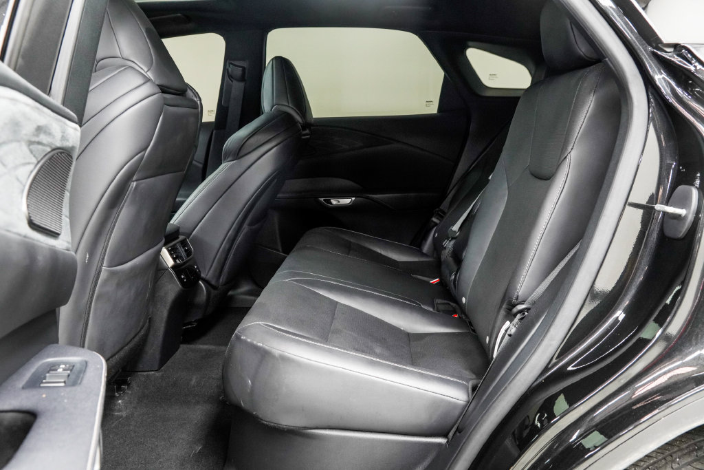 Used 2023 Lexus RX 350 F Sport w/ Cold Area Package AWD/4WD image 19