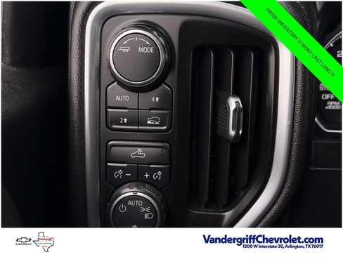 Used 2020 Chevrolet Silverado 1500 LT w/ Trailering Package AWD/4WD image 21