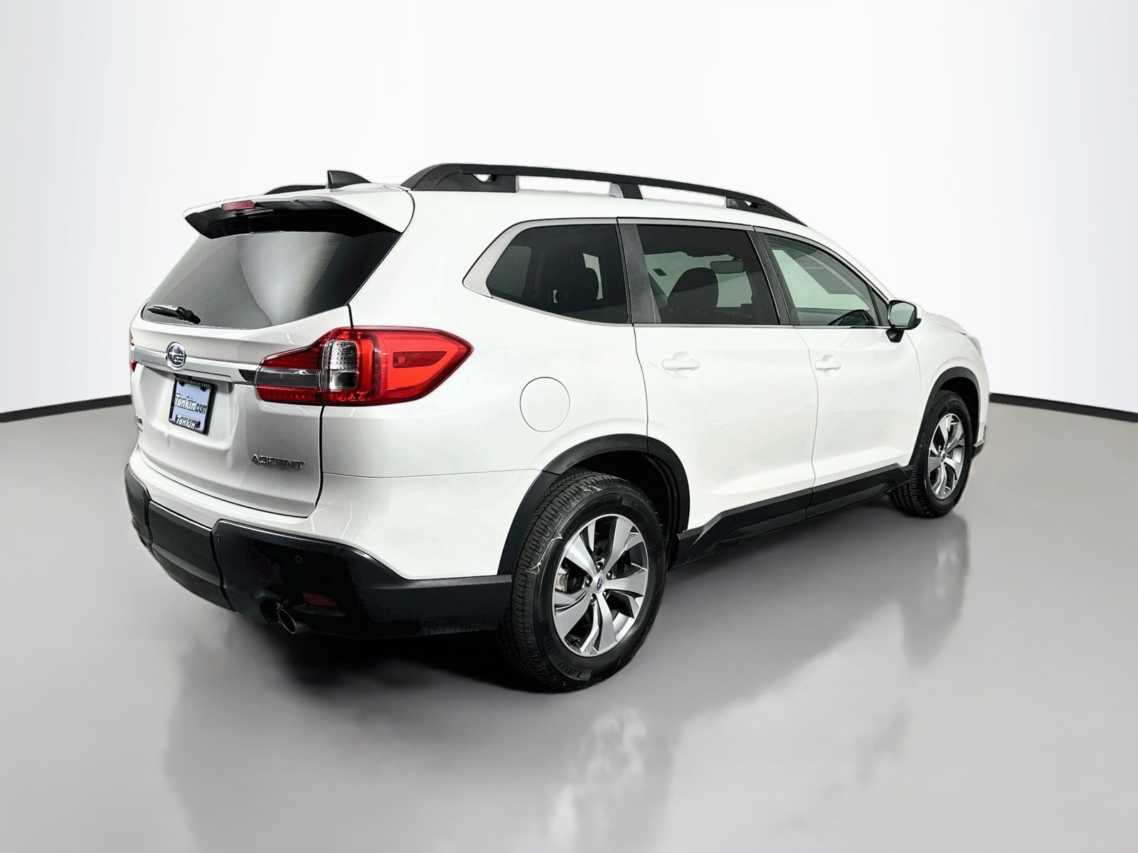 Used 2022 Subaru Ascent Premium w/ Convenience Package AWD/4WD image 8